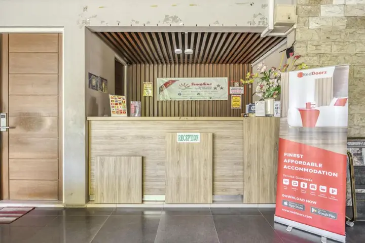 Сурабая: Sunshine Family Homestay near Terminal 1 Juanda Airport