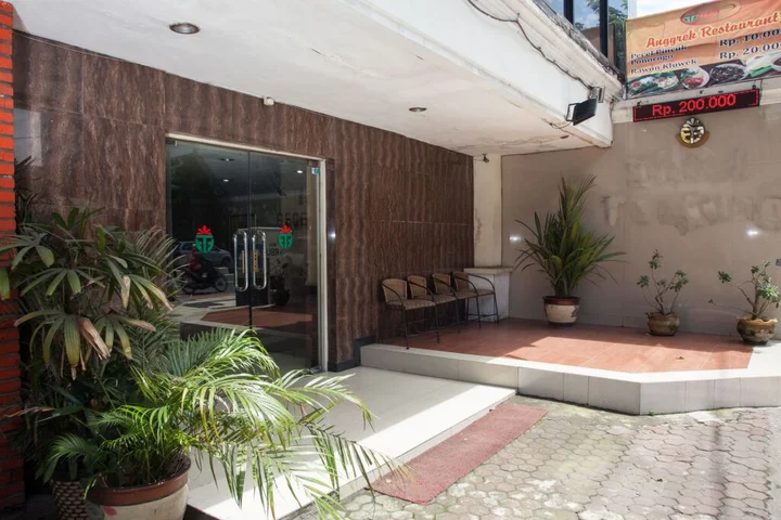 Сурабая: RedDoorz Near Tunjungan Plaza