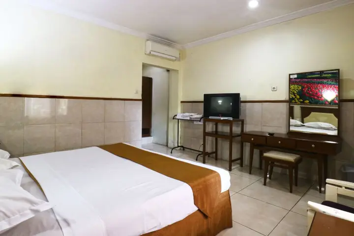 Сурабая: RedDoorz Near Tunjungan Plaza