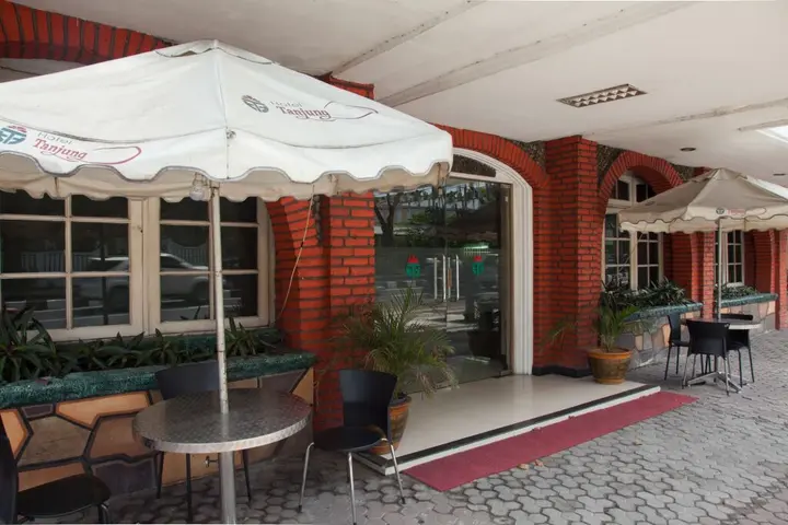 Сурабая: RedDoorz Near Tunjungan Plaza