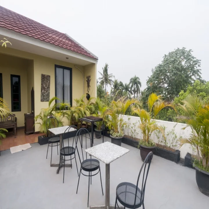 Депок: RedDoorz Syariah Plus near Trans Studio Cibubur