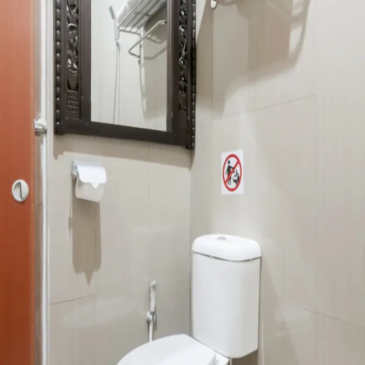 Депок: RedDoorz Syariah Plus near Trans Studio Cibubur