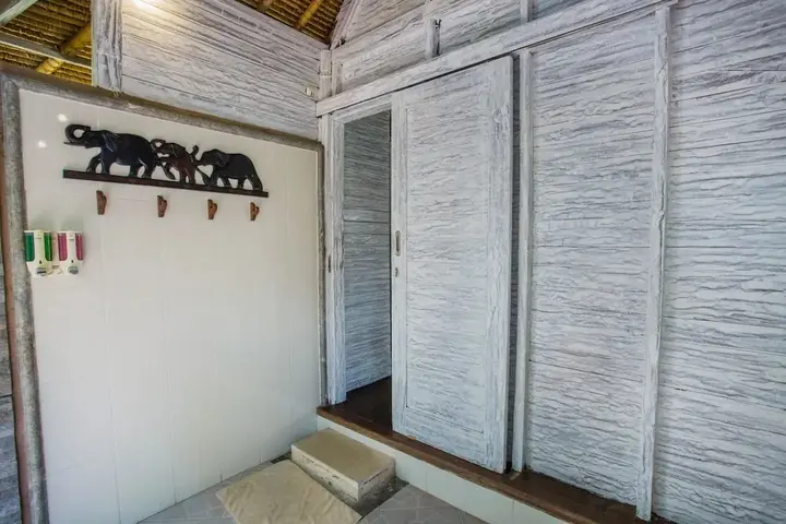 Лембонган-Айленд: Bay Shore Hut's Lembongan