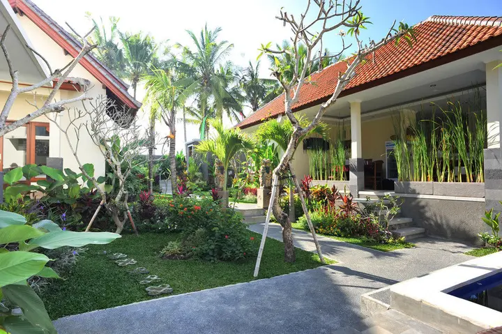 Сукавати: 巴厘岛艾里苏卡瓦地苏塔美莎丽99号酒店(Airy Sukawati Sutami Gunung Sari 99X Bali)