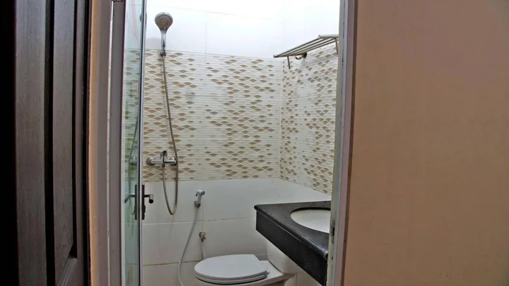 Сурабая: RedDoorz @ Galaxy Permai