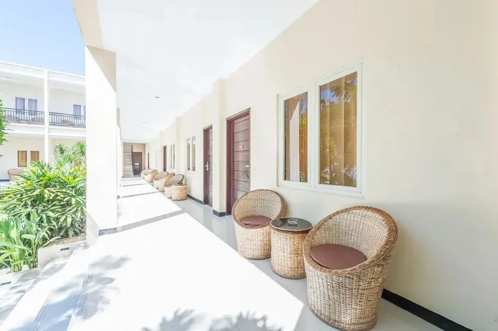 Палу: Airy Ulujadi Malonda 76 Palu