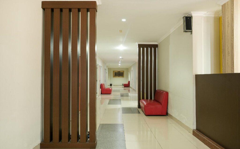 Батуретно: OYO 589 Hotel Desa Puri