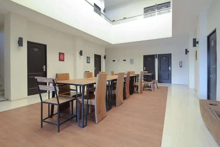 Семаранг: Airy Tegalsari Kawi Raya 49 Semarang