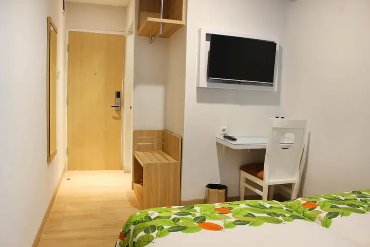Амбон: Stori Hotel Ambon