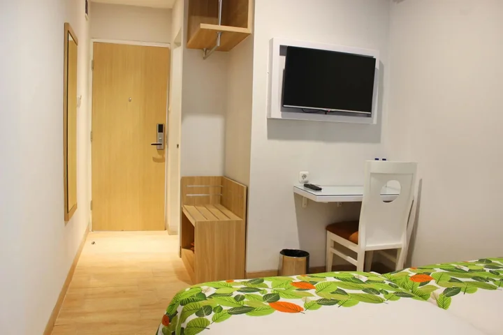 Амбон: Stori Hotel Ambon