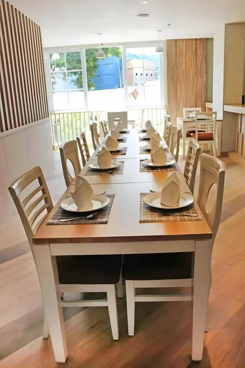 Амбон: Stori Hotel Ambon