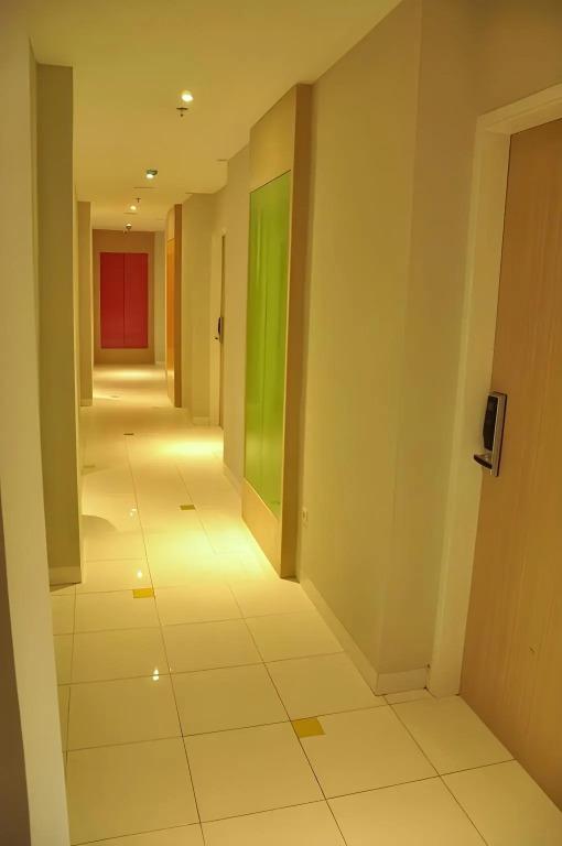 Амбон: Stori Hotel Ambon