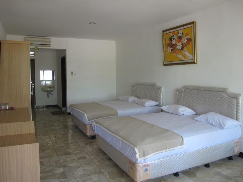 Пангандаран: Grand Tirta Hotel