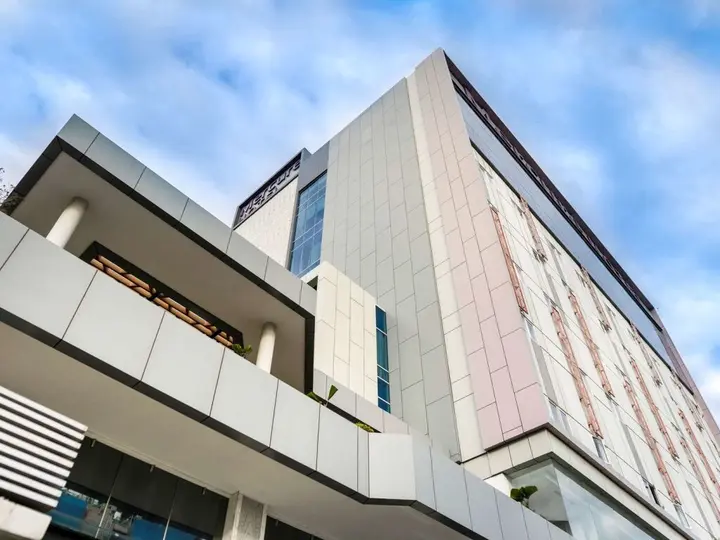 Джаяпура: Mercure Jayapura