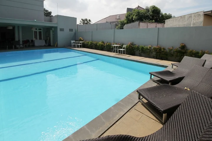 Семаранг: Airy Candisari Sisingamangaraja 4 Semarang