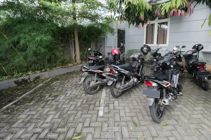 Семаранг: Airy Candisari Sisingamangaraja 4 Semarang