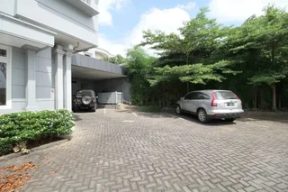 Семаранг: Airy Candisari Sisingamangaraja 4 Semarang