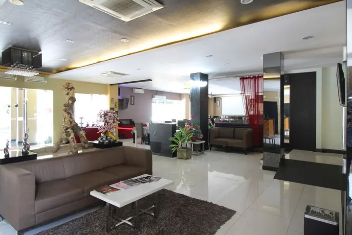 Сурабая: 艾里泗水萨瓦汉克兰甘酒店(Airy Sawahan Kranggan Surabaya)