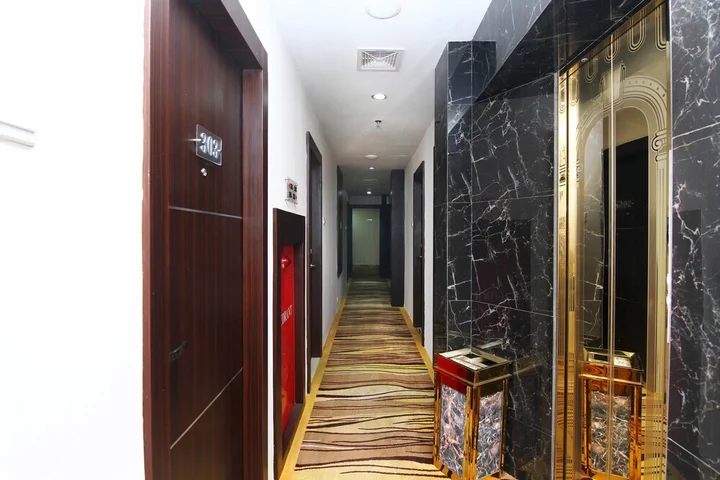 Батам: Airy Nagoya Lucky Estate Pembangunan Batam