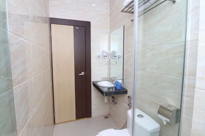 Батам: Airy Nagoya Lucky Estate Pembangunan Batam