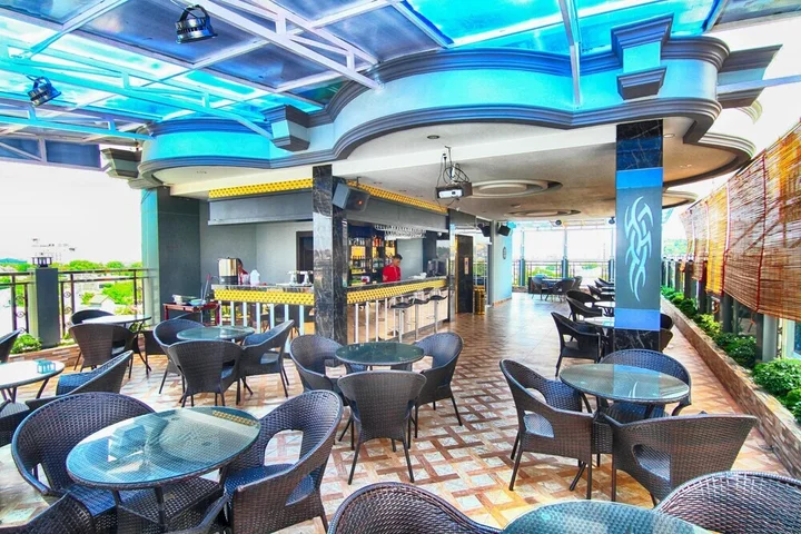 Батам: Airy Nagoya Lucky Estate Pembangunan Batam