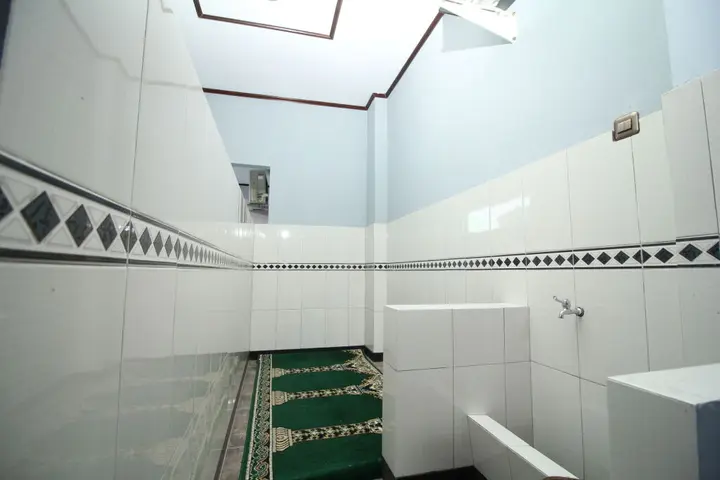 Депок: Athaya Guest House