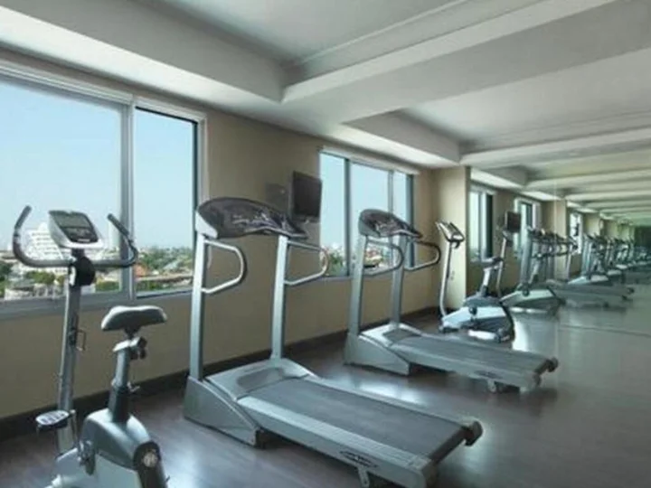 Сурабая: Hotel Santika Pandegiling Surabaya