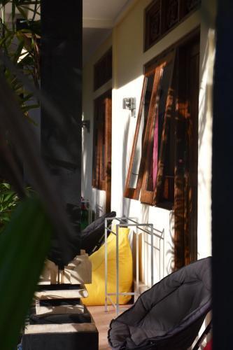 Чангу: The Dr Ding Surf Homestay