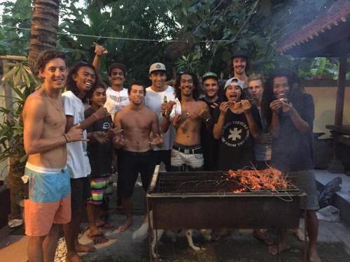 Чангу: The Dr Ding Surf Homestay