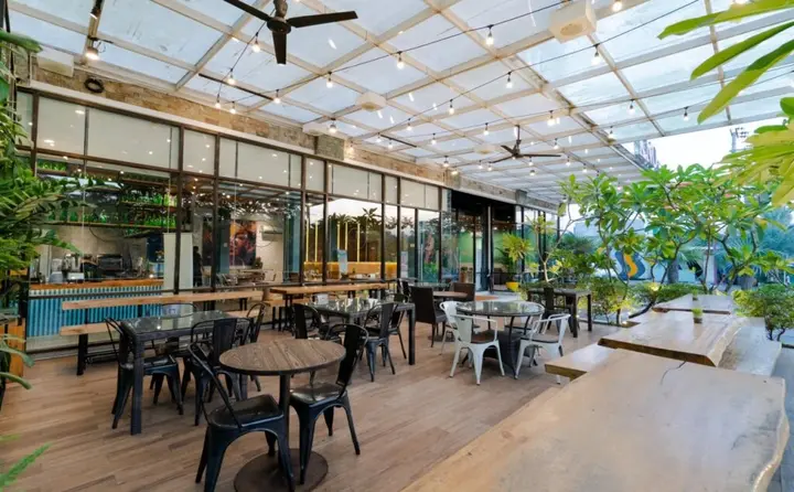 Петумбак: The KNO Hotel