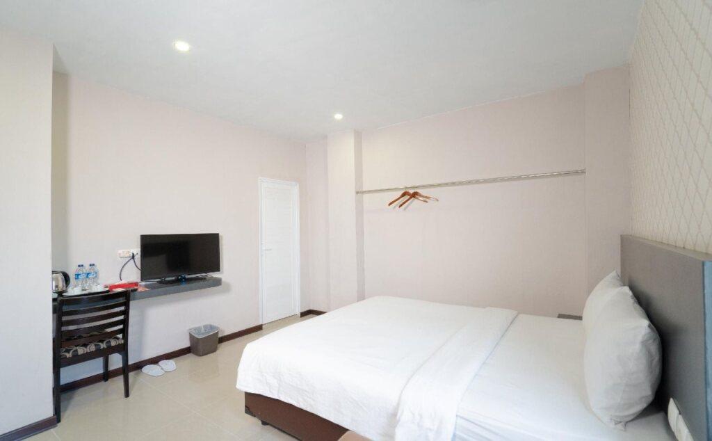 Петумбак: The KNO Hotel