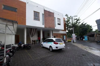 Депок: Airy Syariah Sleman Jembatan Merah 104 Yogyakarta