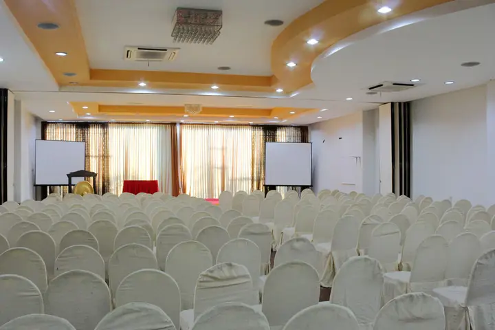 Сурабая: 艾里泗水达尔莫迪本尼格罗 23 号酒店(Airy Darmo Diponegoro 23 Surabaya)
