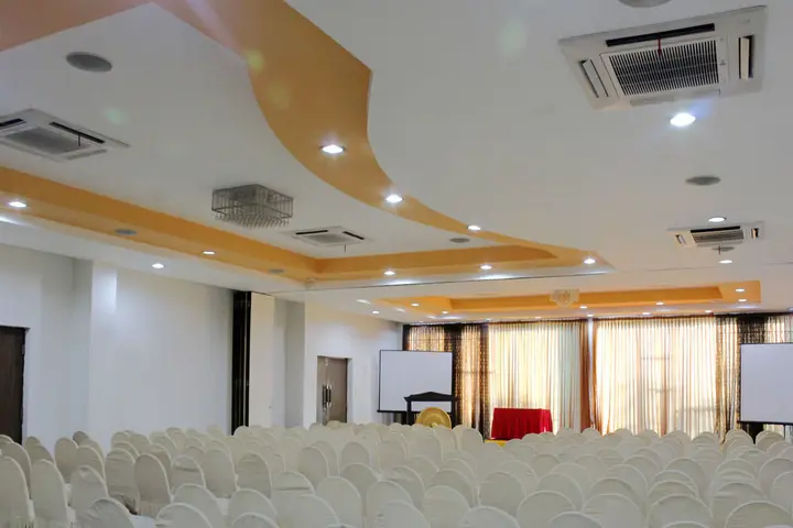 Сурабая: 艾里泗水达尔莫迪本尼格罗 23 号酒店(Airy Darmo Diponegoro 23 Surabaya)
