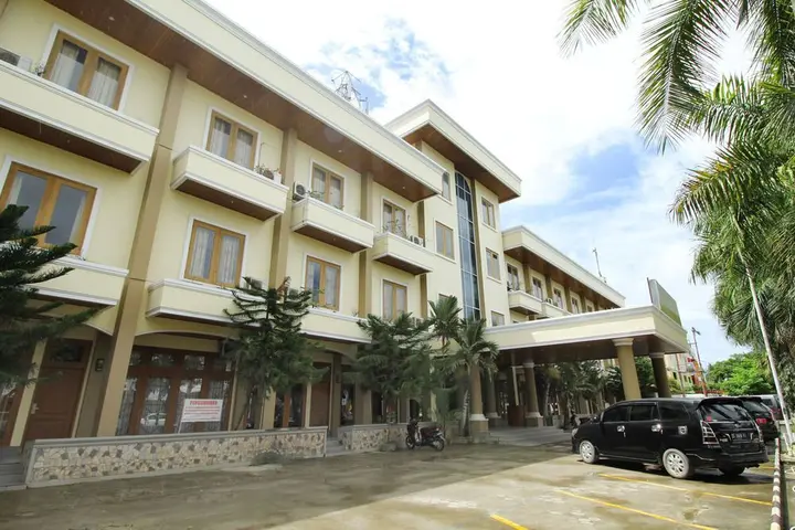 Кендари: Airy Korumba Syeh Yusuf 100 Kendari