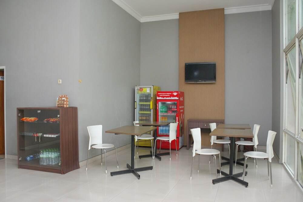 Семаранг: Airy Tugurejo Walisongo 3 Semarang