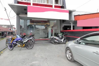 Палангкарая: Airy Langkai Ahmad Yani 51 Palangkaraya