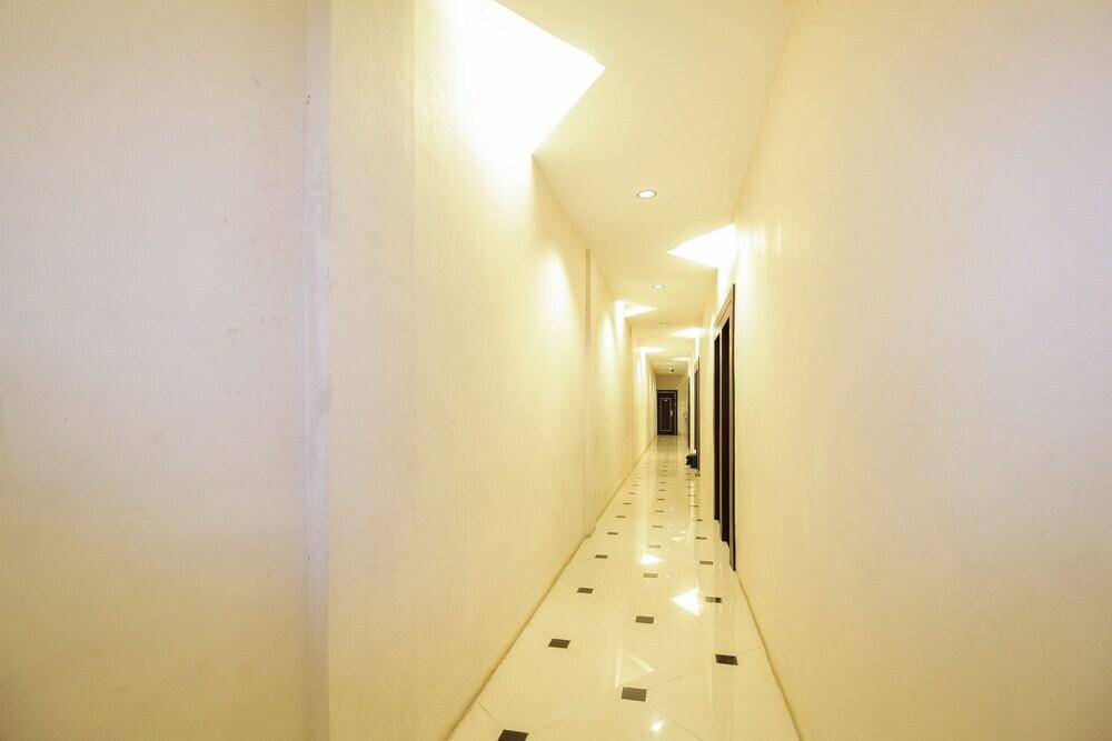 Палангкарая: Airy Langkai Ahmad Yani 51 Palangkaraya