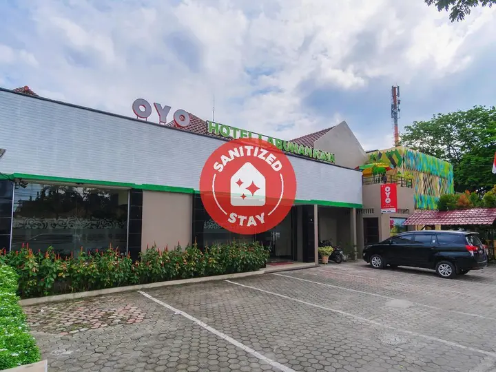 Медан: Hotel O Medan Near Gajah Mada formerly Hotel Indah Raya
