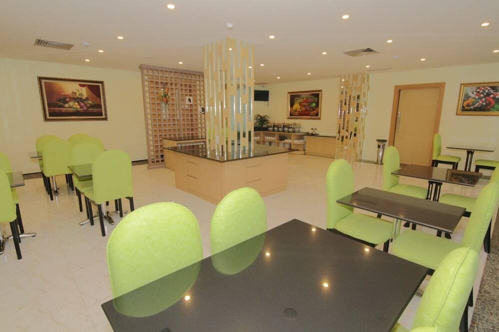 Батам: Airy Nagoya Raden Patah Libra Centre Batam