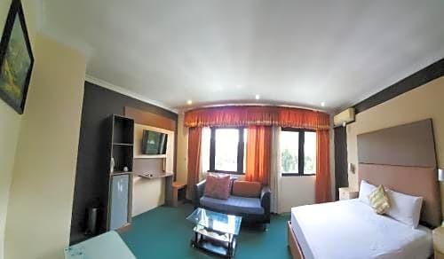 Понтианак: Grand Kartika Hotel