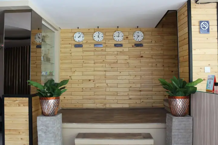 Сурабая: Airy Gubeng Kalimantan Surabaya