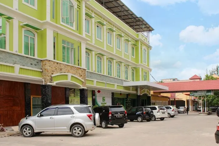 Батам: Airy Greenland Ahmad Yani Batam