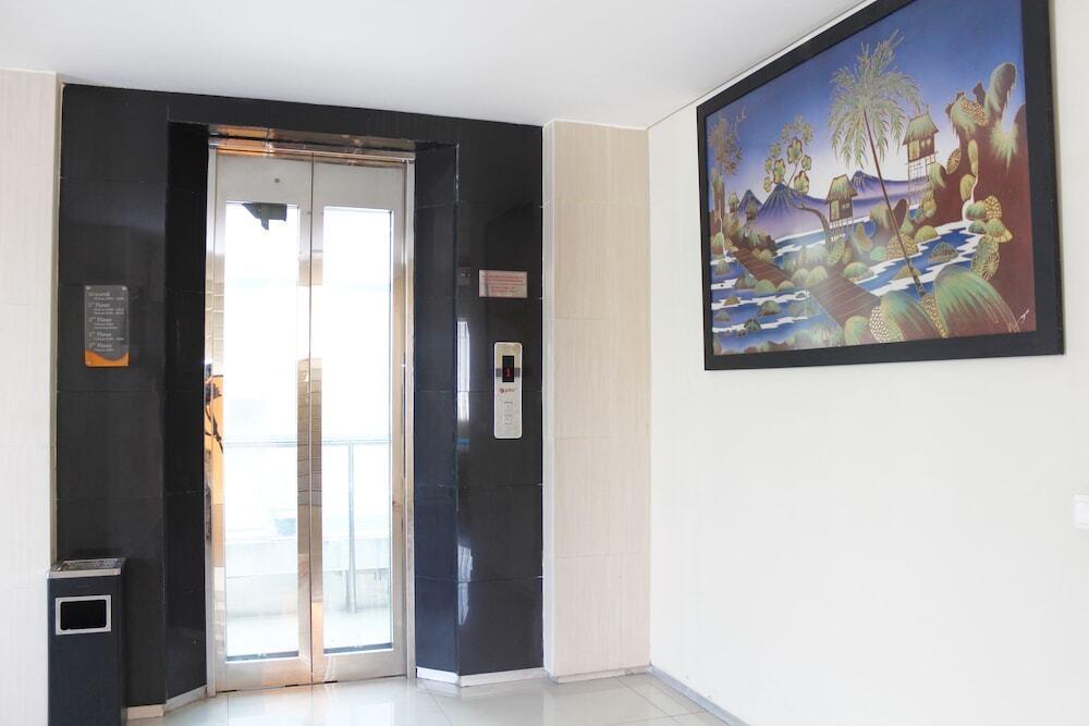 Бандунг: Airy Regol Lengkong Besar 145 Bandung