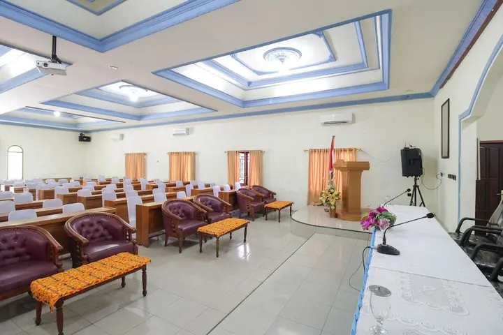 Палангкарая: 帕朗卡巴亚艾里捷坎拉亚曼腾拉登塞勒4号酒店(Airy Jekan Raya Menteng Raden Saleh 4 Palangkaraya)