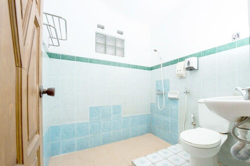 Бандунг: Airy Eco Regol BKR 75 Bandung