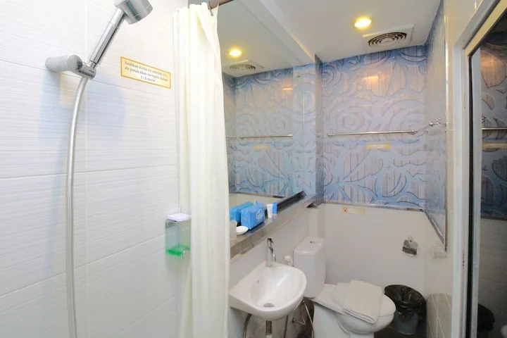 Медан: Airy Thamrin Gandhi Medan