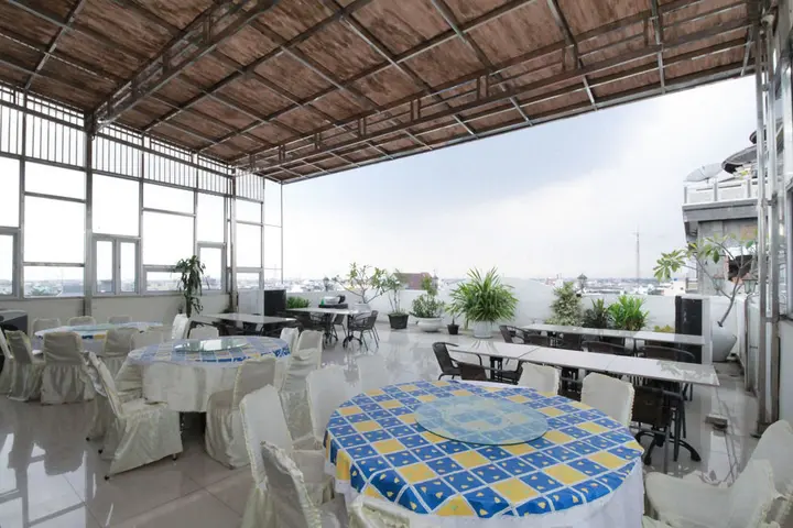 Медан: Airy Thamrin Gandhi Medan