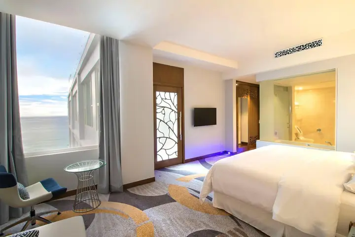 Манадо: Four Points by Sheraton Manado