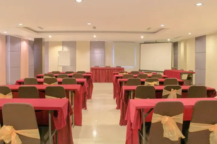 Понтианак: Airy Pontianak Selatan Ayani Perdana 8